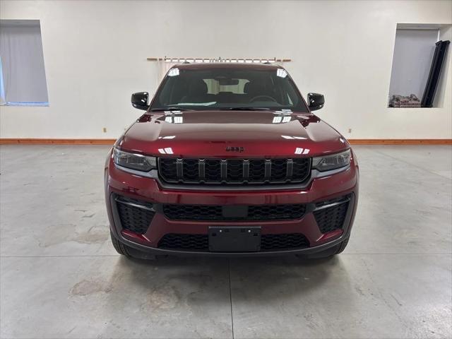 2026 Jeep Grand Cherokee GRAND CHEROKEE ALTITUDE 4X4