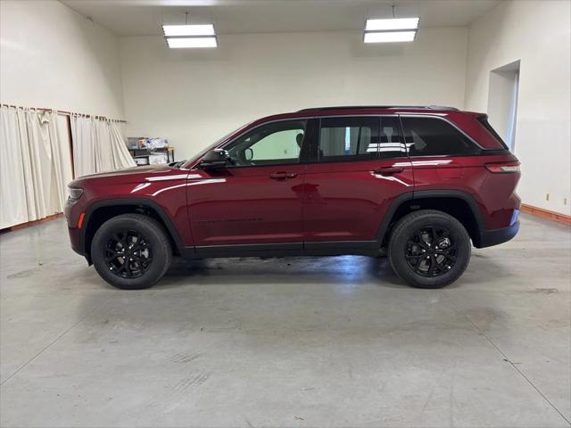 2026 Jeep Grand Cherokee Altitude 4x4