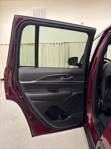 2026 Jeep Grand Cherokee Altitude 4x4