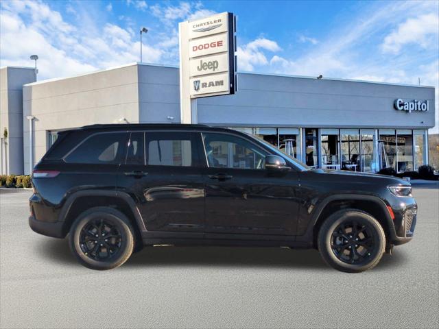 2026 Jeep Grand Cherokee GRAND CHEROKEE LAREDO ALTITUDE 4X4