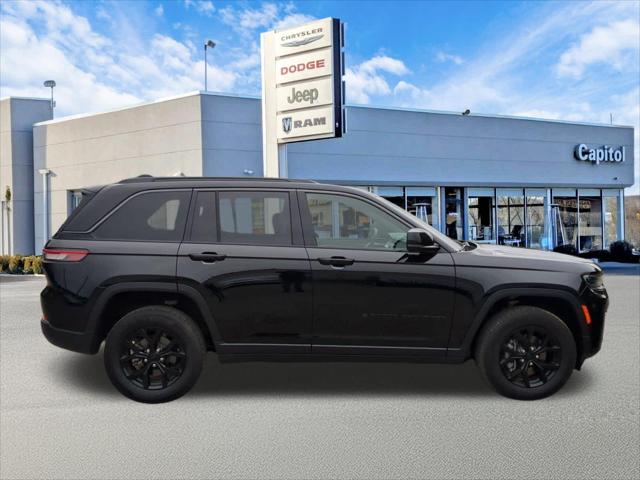 2026 Jeep Grand Cherokee GRAND CHEROKEE LAREDO ALTITUDE 4X4