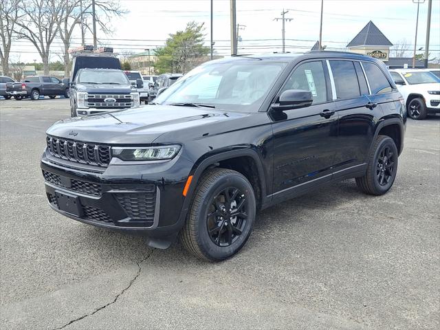 2026 Jeep Grand Cherokee GRAND CHEROKEE LAREDO ALTITUDE 4X4