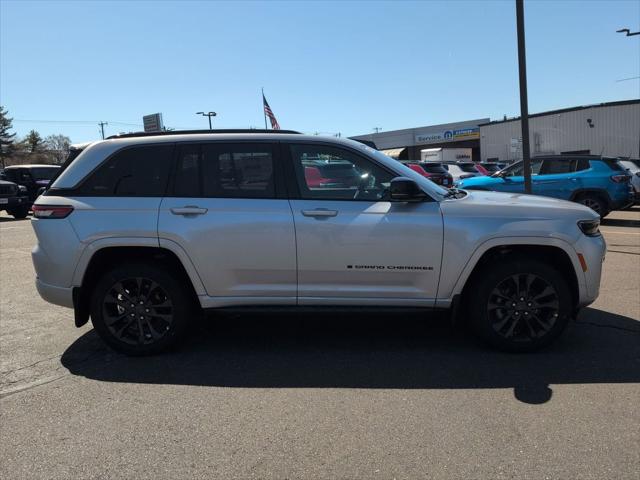 2026 Jeep Grand Cherokee Limited Reserve