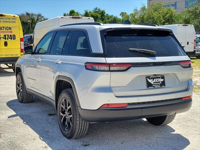 2026 Jeep Grand Cherokee GRAND CHEROKEE LAREDO ALTITUDE 4X2 2026 Jeep Grand Cherokee GRAND CHEROKEE LAREDO ALTITUDE 4X2