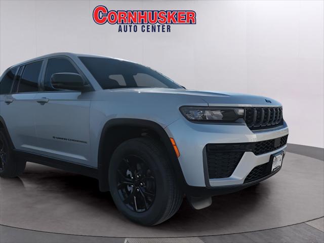 2026 Jeep Grand Cherokee GRAND CHEROKEE LAREDO ALTITUDE 4X4 2026 Jeep Grand Cherokee GRAND CHEROKEE LAREDO ALTITUDE 4X4