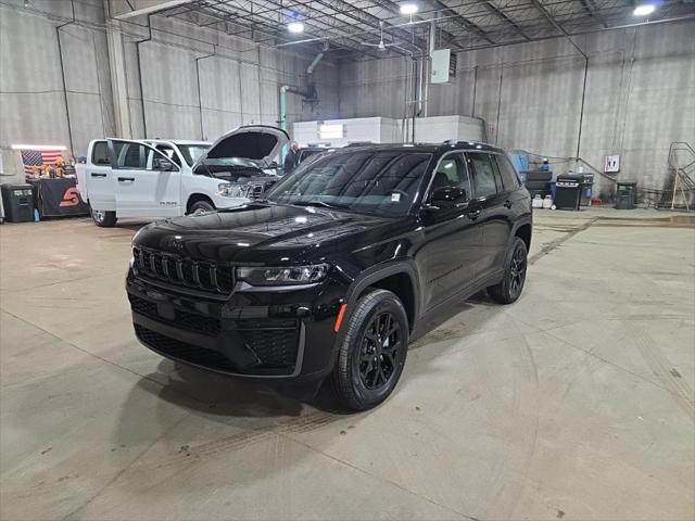 2026 Jeep Grand Cherokee GRAND CHEROKEE LAREDO ALTITUDE 4X4