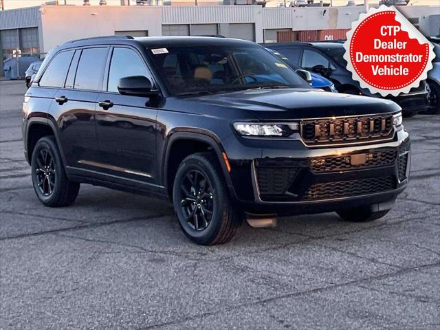 2026 Jeep Grand Cherokee GRAND CHEROKEE LAREDO ALTITUDE 4X4