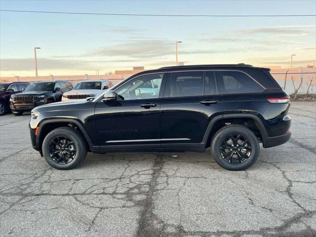 2026 Jeep Grand Cherokee GRAND CHEROKEE LAREDO ALTITUDE 4X4