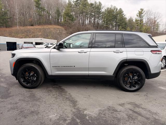2026 Jeep Grand Cherokee GRAND CHEROKEE LAREDO ALTITUDE 4X4 2026 Jeep Grand Cherokee GRAND CHEROKEE LAREDO ALTITUDE 4X4