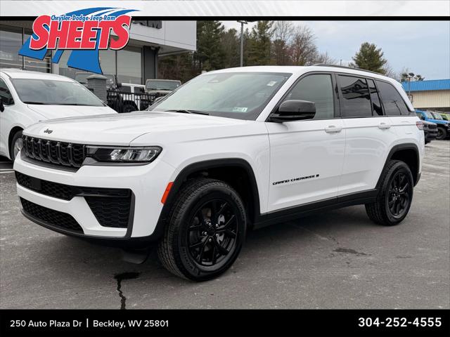 2026 Jeep Grand Cherokee GRAND CHEROKEE LAREDO ALTITUDE 4X4