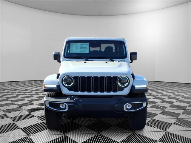 2026 Jeep Gladiator GLADIATOR SAHARA 4X4