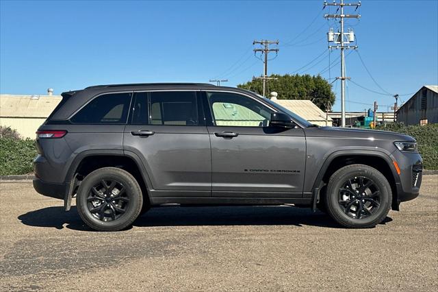 2026 Jeep Grand Cherokee GRAND CHEROKEE LAREDO ALTITUDE 4X4