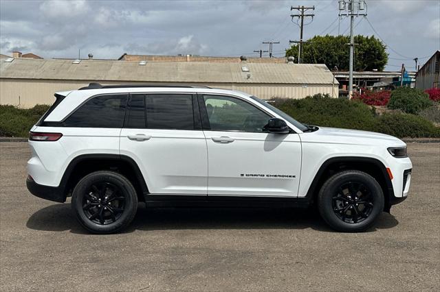 2026 Jeep Grand Cherokee GRAND CHEROKEE LAREDO ALTITUDE 4X4