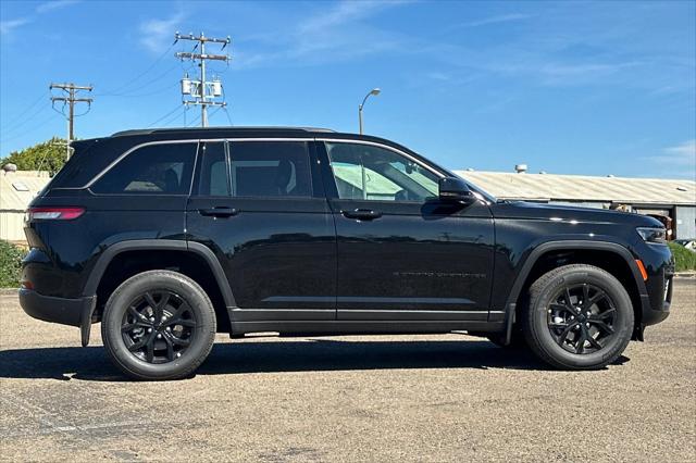 2026 Jeep Grand Cherokee Altitude 4x4