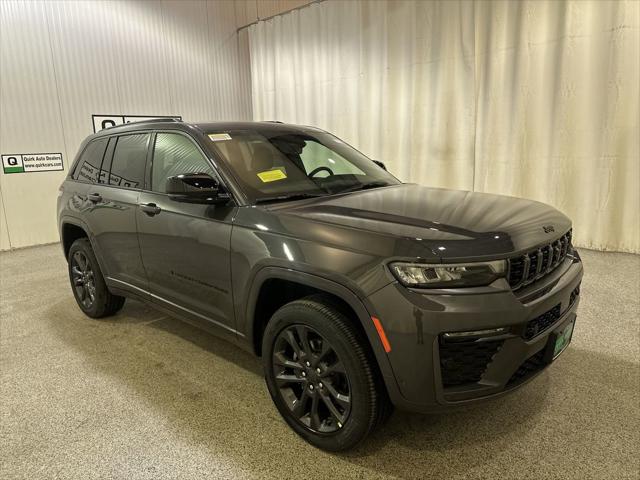 2026 Jeep Grand Cherokee GRAND CHEROKEE LIMITED RESERVE 4X4