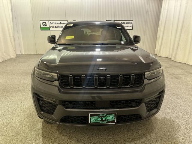 2026 Jeep Grand Cherokee GRAND CHEROKEE LIMITED RESERVE 4X4
