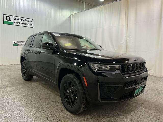 2026 Jeep Grand Cherokee GRAND CHEROKEE ALTITUDE 4X4