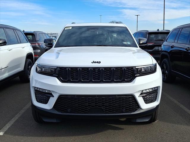 2025 Jeep Grand Cherokee GRAND CHEROKEE LIMITED 4X4 2025 Jeep Grand Cherokee GRAND CHEROKEE LIMITED 4X4