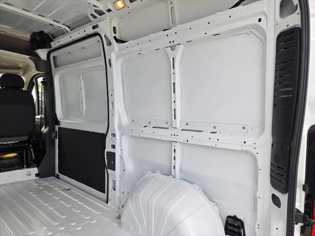 2026 Ram ProMaster Cargo Van Tradesman High Roof 136" WB w/Pass Seat