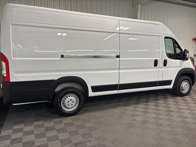 2026 Ram ProMaster Cargo Van Tradesman High Roof 159 WB EXT w/Pass Seat