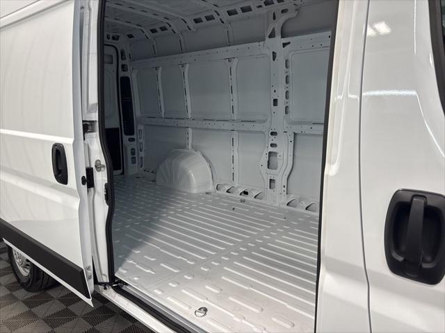 2026 Ram ProMaster Cargo Van Tradesman High Roof 159 WB EXT w/Pass Seat