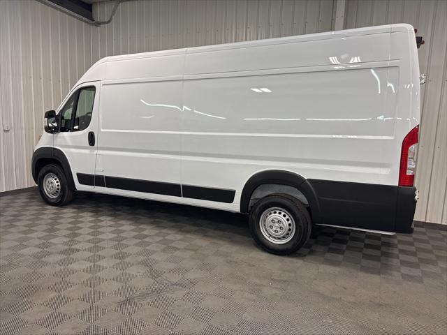 2026 Ram ProMaster Cargo Van Tradesman High Roof 159 WB EXT w/Pass Seat