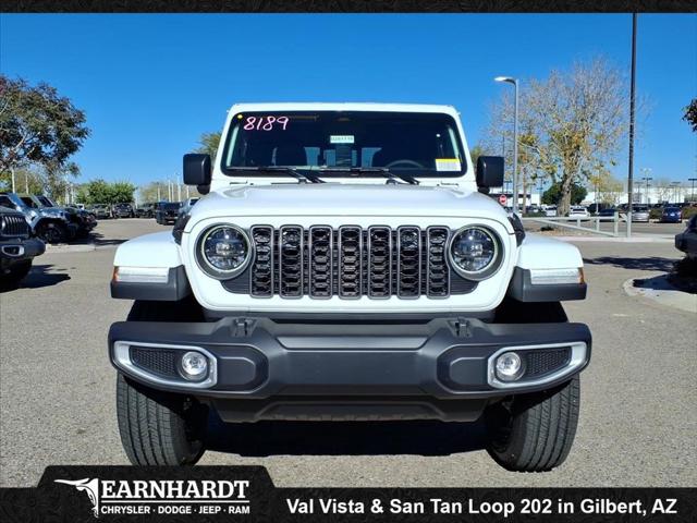 2026 Jeep Gladiator GLADIATOR SAHARA 4X4