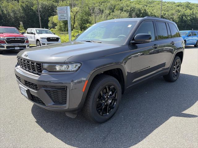 2026 Jeep Grand Cherokee Altitude 4x4 for sale in Cheshire, MA