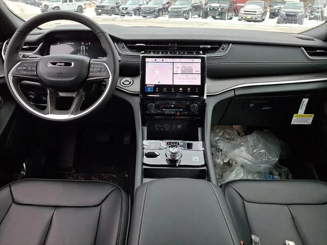 2025 Jeep Grand Cherokee Limited 4x4