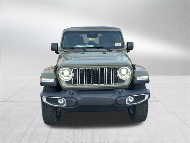 2026 Jeep Wrangler 4-Door Sahara 4x4
