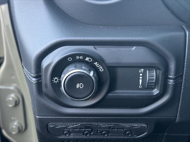 2026 Jeep Wrangler 4-Door Sahara 4x4