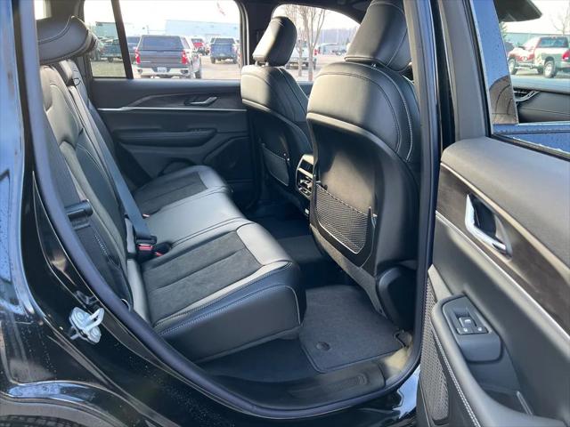 2026 Jeep Grand Cherokee Altitude 4x4