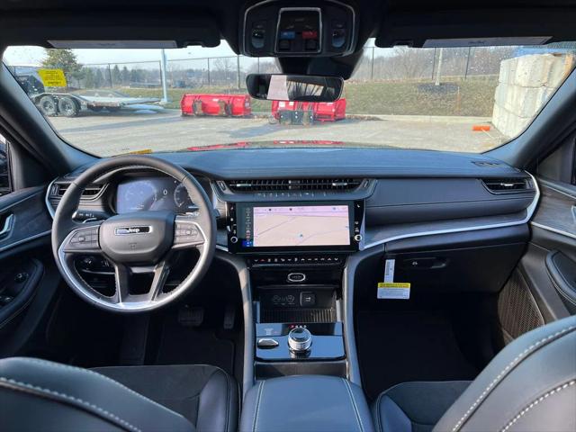 2026 Jeep Grand Cherokee Altitude 4x4