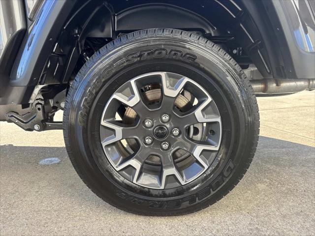 2026 Jeep Gladiator GLADIATOR SAHARA 4X4