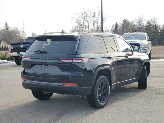 2026 Jeep Grand Cherokee GRAND CHEROKEE ALTITUDE 4X4