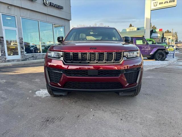 2026 Jeep Grand Cherokee GRAND CHEROKEE LAREDO ALTITUDE 4X4 2026 Jeep Grand Cherokee GRAND CHEROKEE LAREDO ALTITUDE 4X4