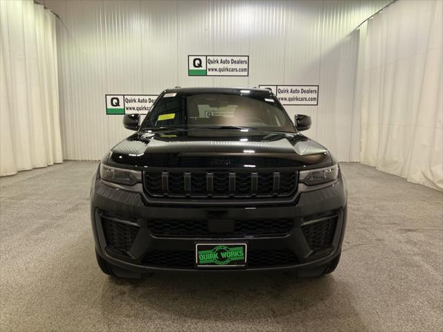 2026 Jeep Grand Cherokee GRAND CHEROKEE ALTITUDE 4X4
