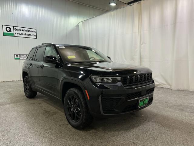 2026 Jeep Grand Cherokee GRAND CHEROKEE ALTITUDE 4X4