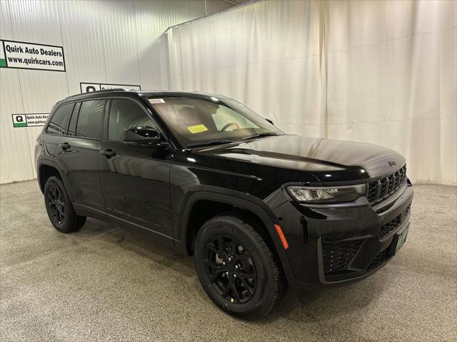 2026 Jeep Grand Cherokee GRAND CHEROKEE ALTITUDE 4X4