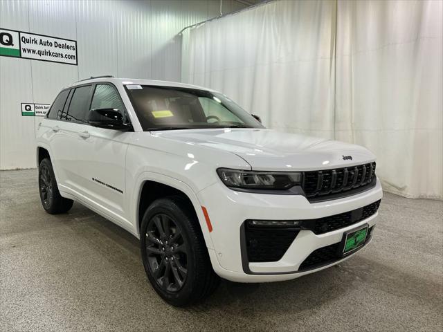 2026 Jeep Grand Cherokee GRAND CHEROKEE LIMITED RESERVE 4X4