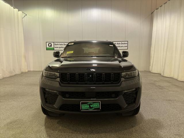 2026 Jeep Grand Cherokee GRAND CHEROKEE LIMITED RESERVE 4X4