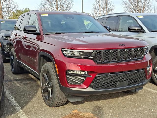 2025 Jeep Grand Cherokee GRAND CHEROKEE LIMITED 4X4
