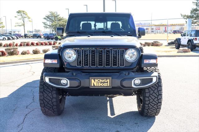 2026 Jeep Gladiator GLADIATOR SAHARA 4X4