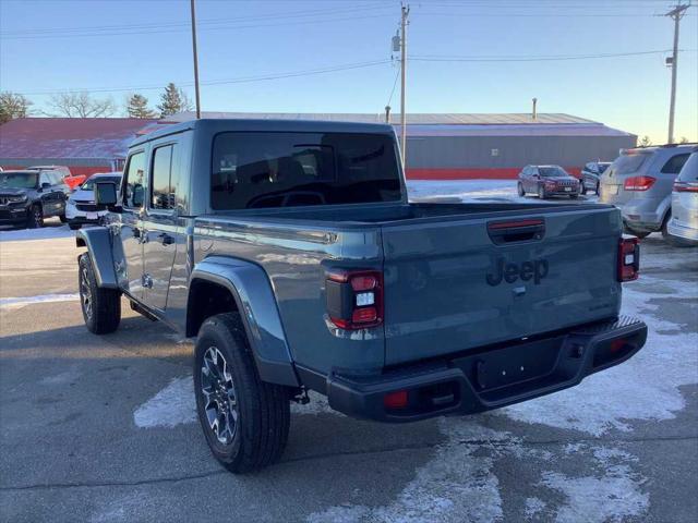 2026 Jeep Gladiator GLADIATOR SAHARA 4X4