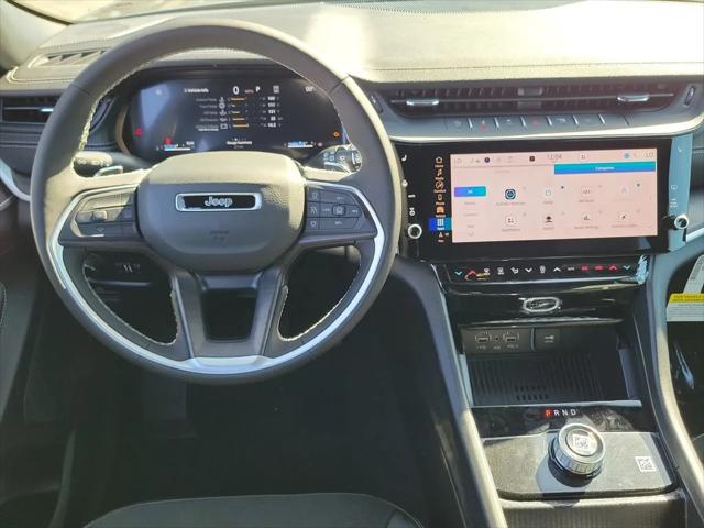 2026 Jeep Grand Cherokee Altitude 4x2