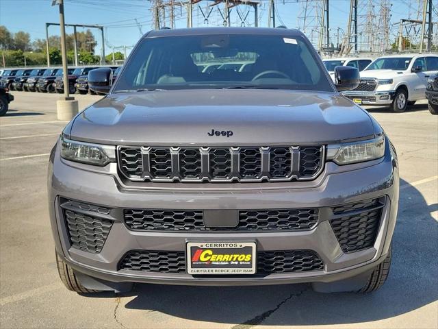 2026 Jeep Grand Cherokee Altitude 4x2