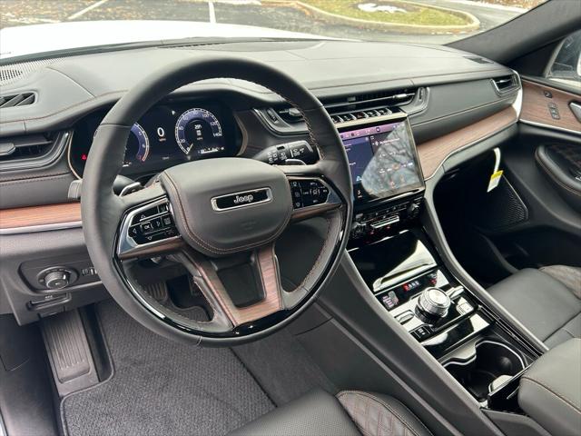 2025 Jeep Grand Cherokee GRAND CHEROKEE L SUMMIT 4X4 2025 Jeep Grand Cherokee GRAND CHEROKEE L SUMMIT 4X4