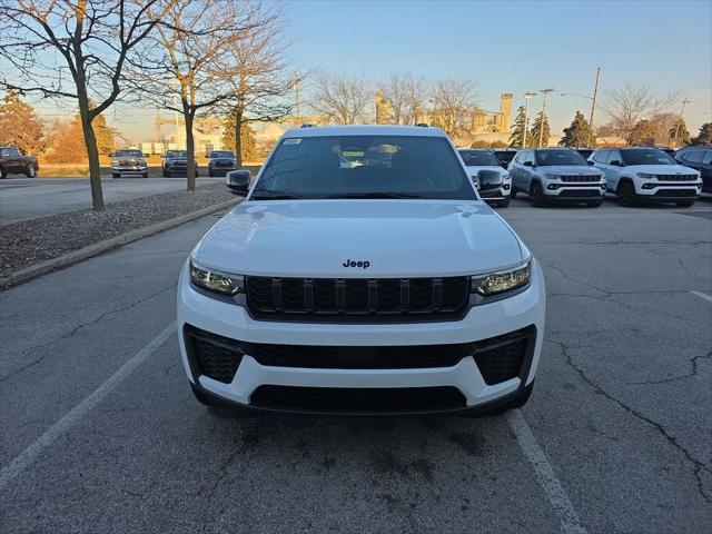 2026 Jeep Grand Cherokee GRAND CHEROKEE ALTITUDE 4X4