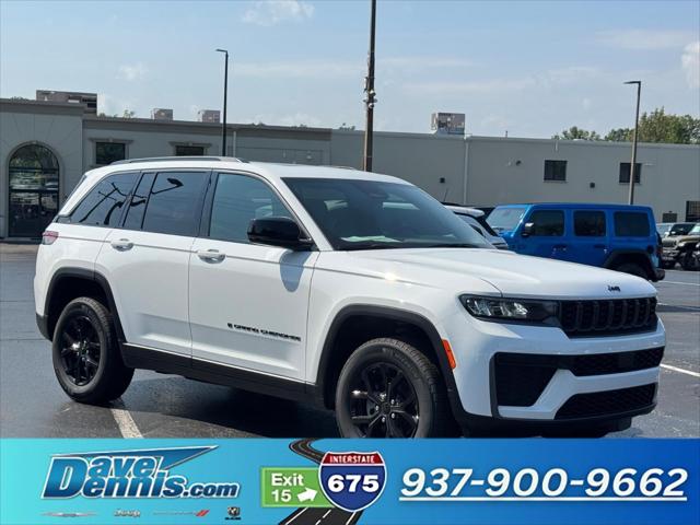 2026 Jeep Grand Cherokee GRAND CHEROKEE LAREDO ALTITUDE 4X4