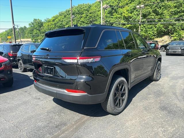 2026 Jeep Grand Cherokee Altitude 4x4